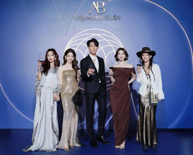 处跨年去哪玩这题有解！J9九游会新地标又添一(图16)